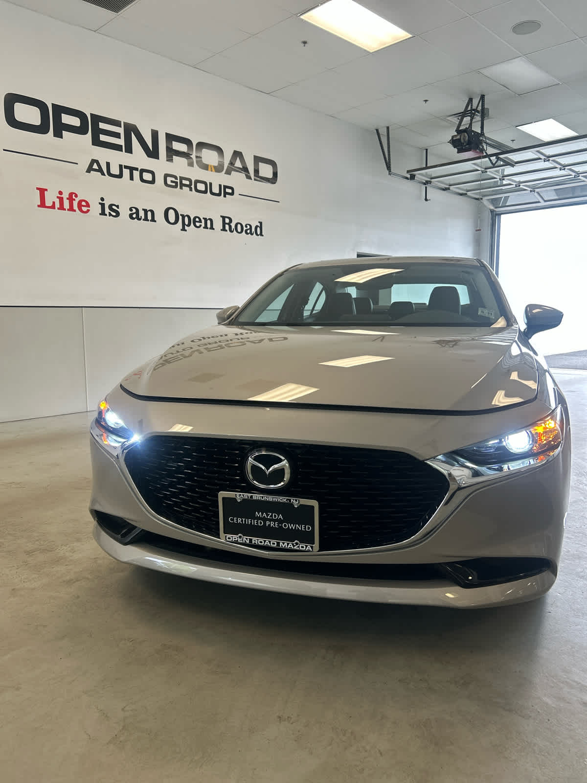 2026 Mazda MAZDA3 2.5 S Preferred FWD
