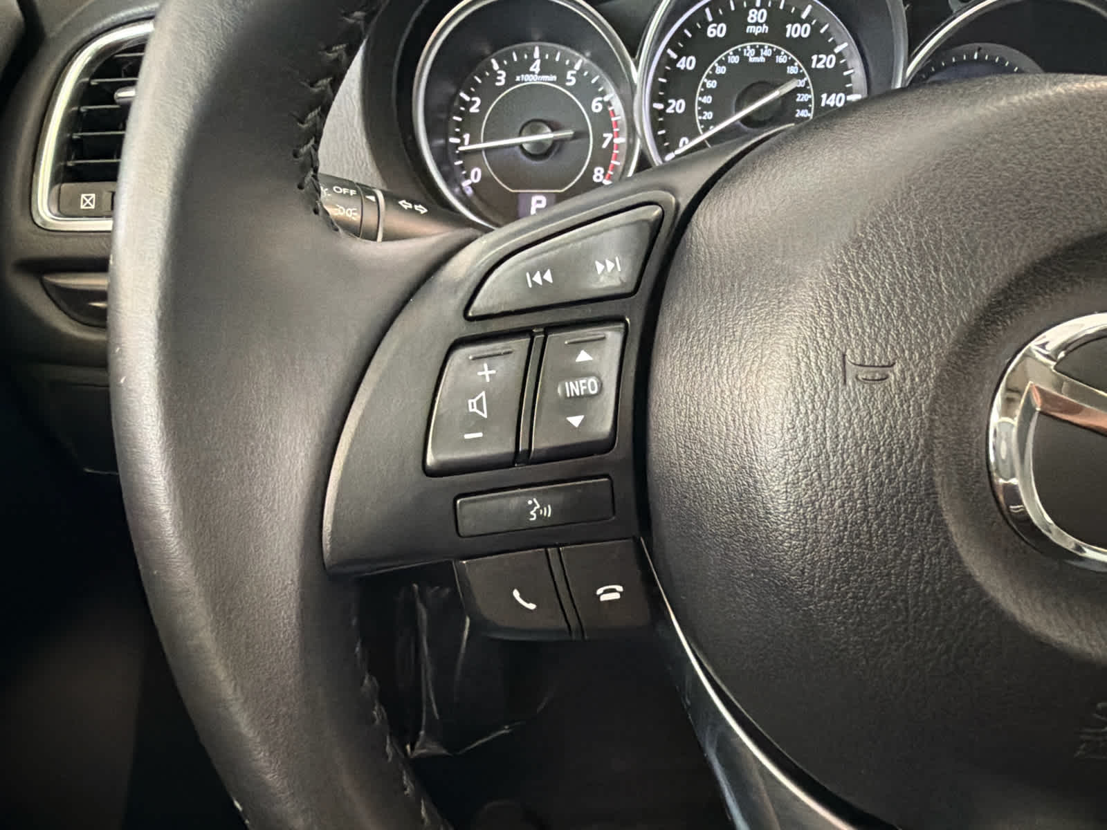 2015 Mazda MAZDA6 4dr Sdn Auto i Touring