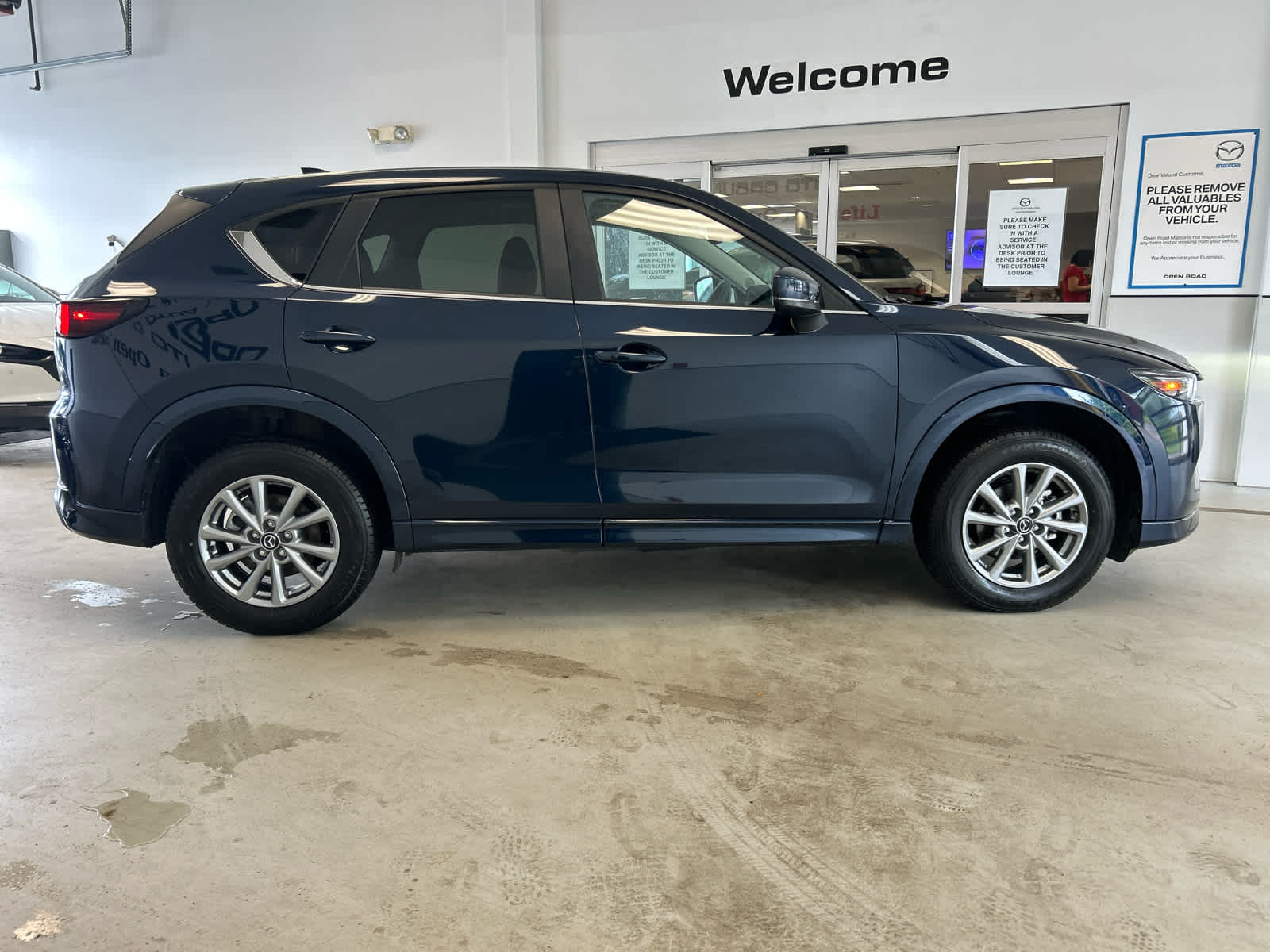 2025 Mazda Mazda CX-5 2.5 S Preferred Package AWD