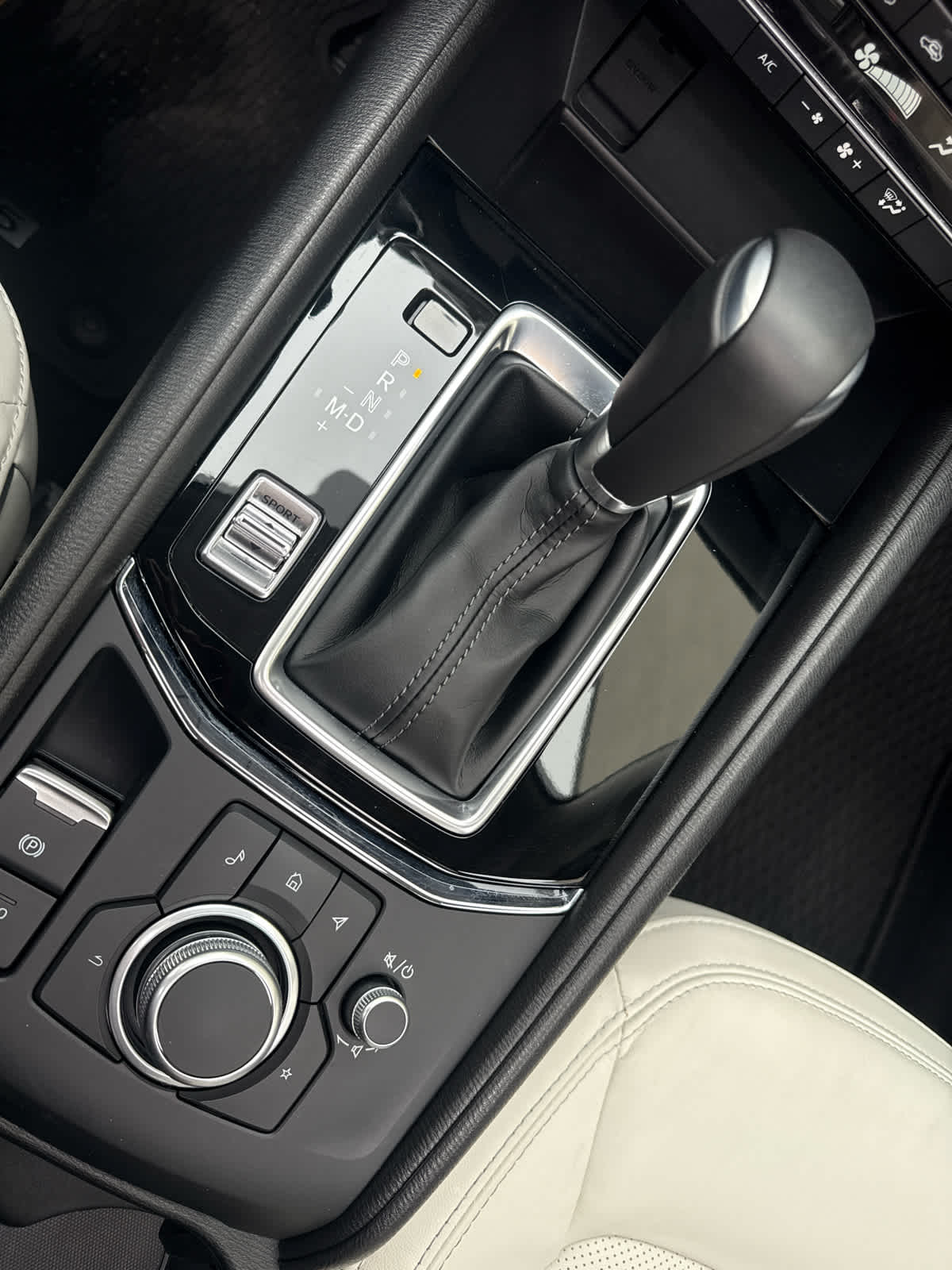 2025 Mazda Mazda CX-5 2.5 S Preferred Package AWD