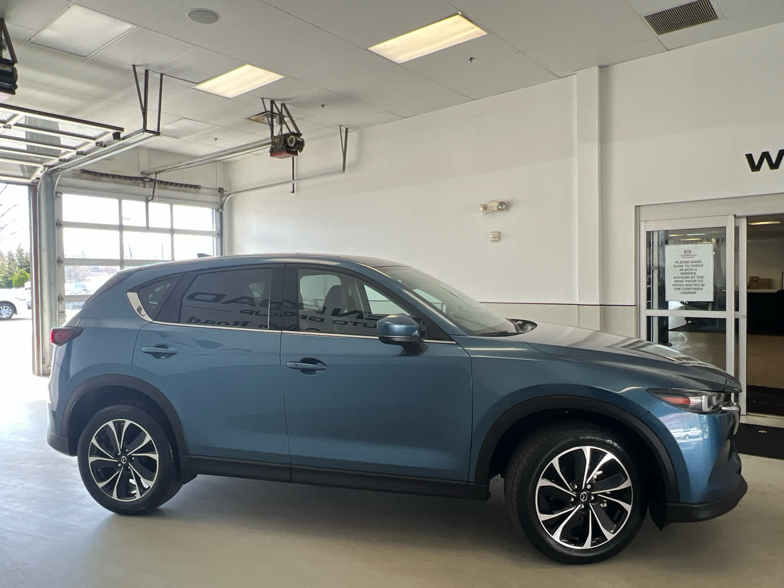 2023 Mazda Mazda CX-5 2.5 S Premium Package AWD