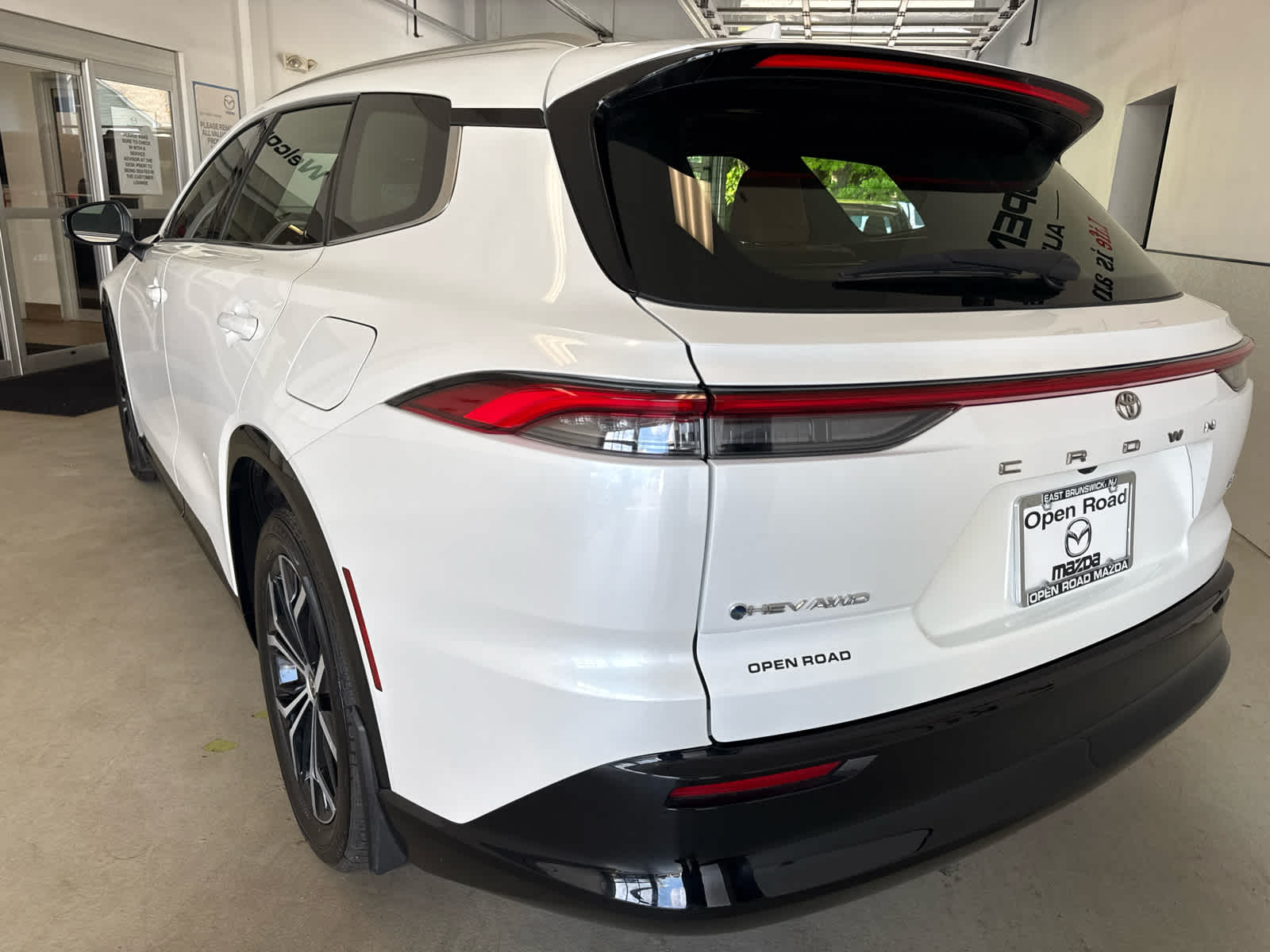 2025 Toyota Crown Signia XLE AWD
