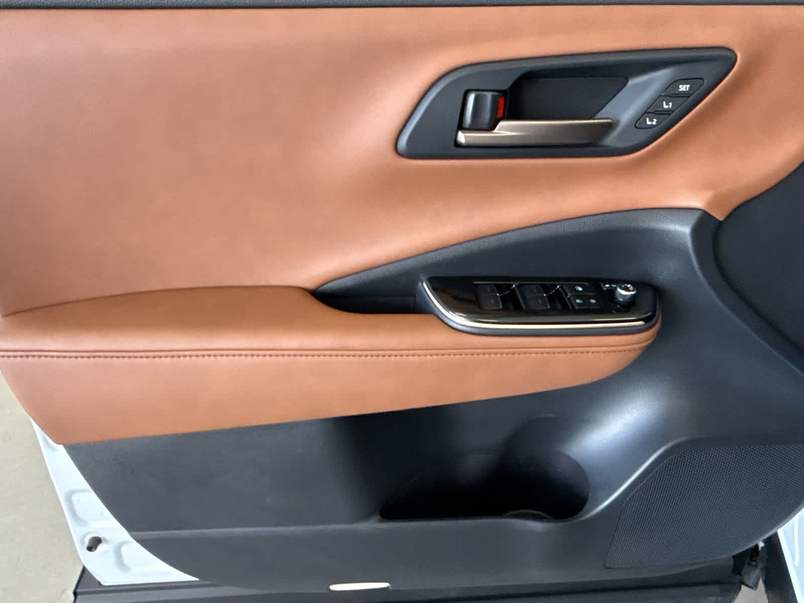 2025 Toyota Crown Signia XLE AWD