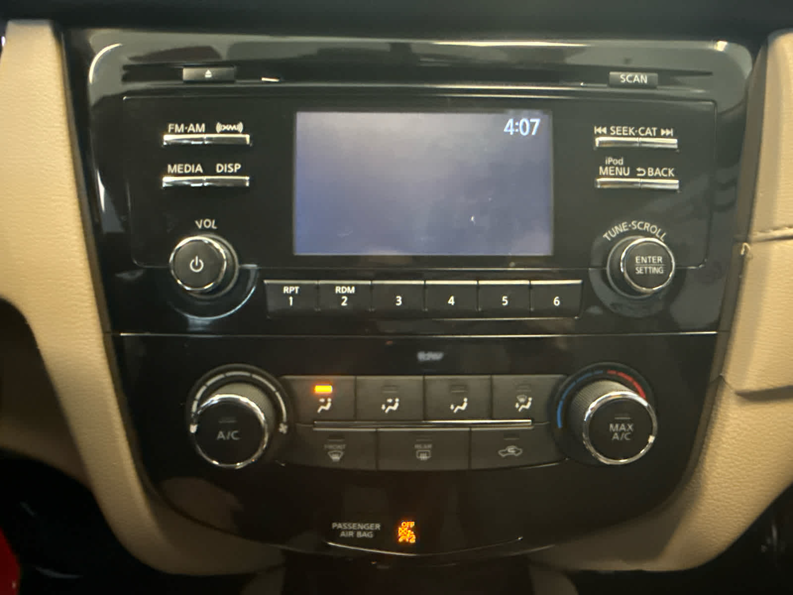 2017 Nissan Rogue 2017.5 AWD S