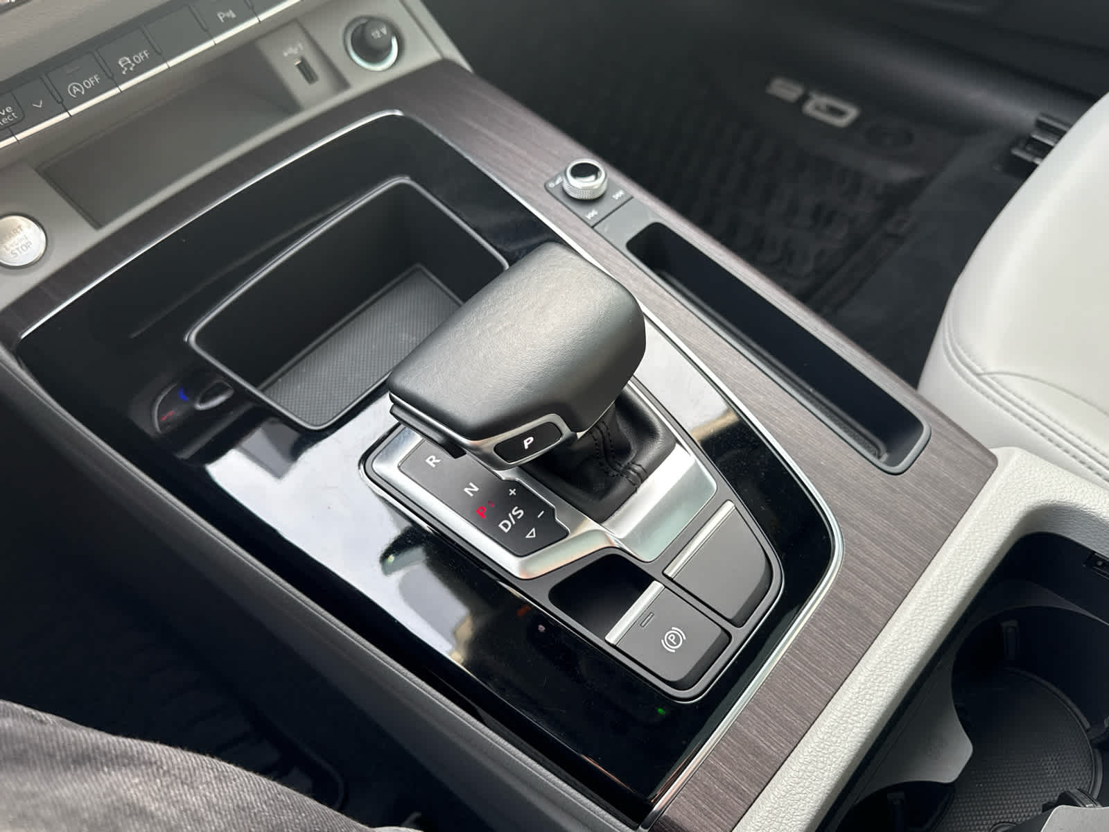 2021 Audi Q5 Premium 45 TFSI quattro