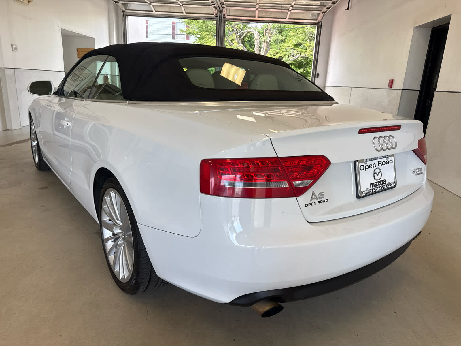 2012 Audi A5 2dr Cabriolet Auto quattro 2.0T Premium Plus