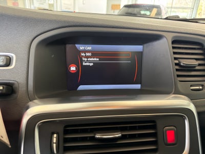 2012 Volvo S60 FWD 4dr Sdn T5 w/Moonroof