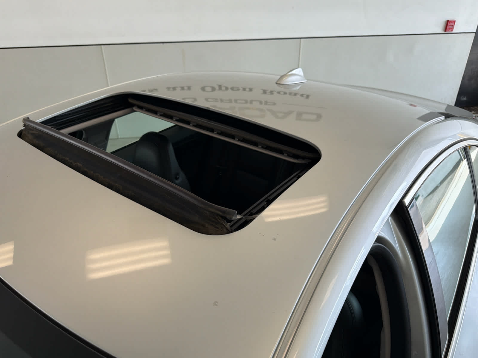 2012 Volvo S60 FWD 4dr Sdn T5 w/Moonroof