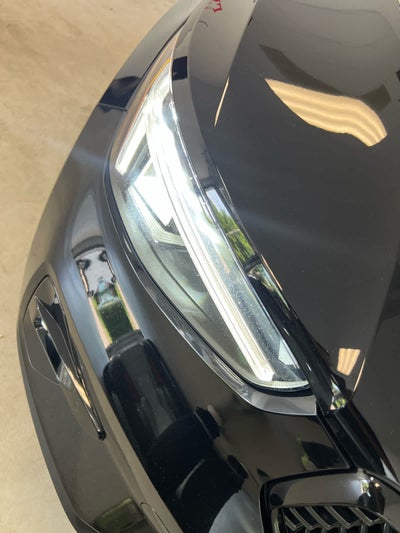2023 Volvo XC40 B5 AWD Plus Dark Theme