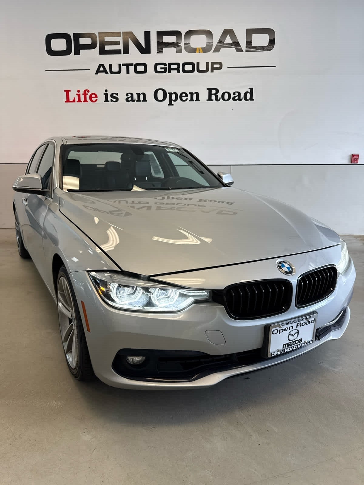 2018 BMW 330i xDrive